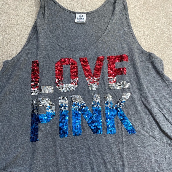 Love pink crop top size small - Picture 1 of 3